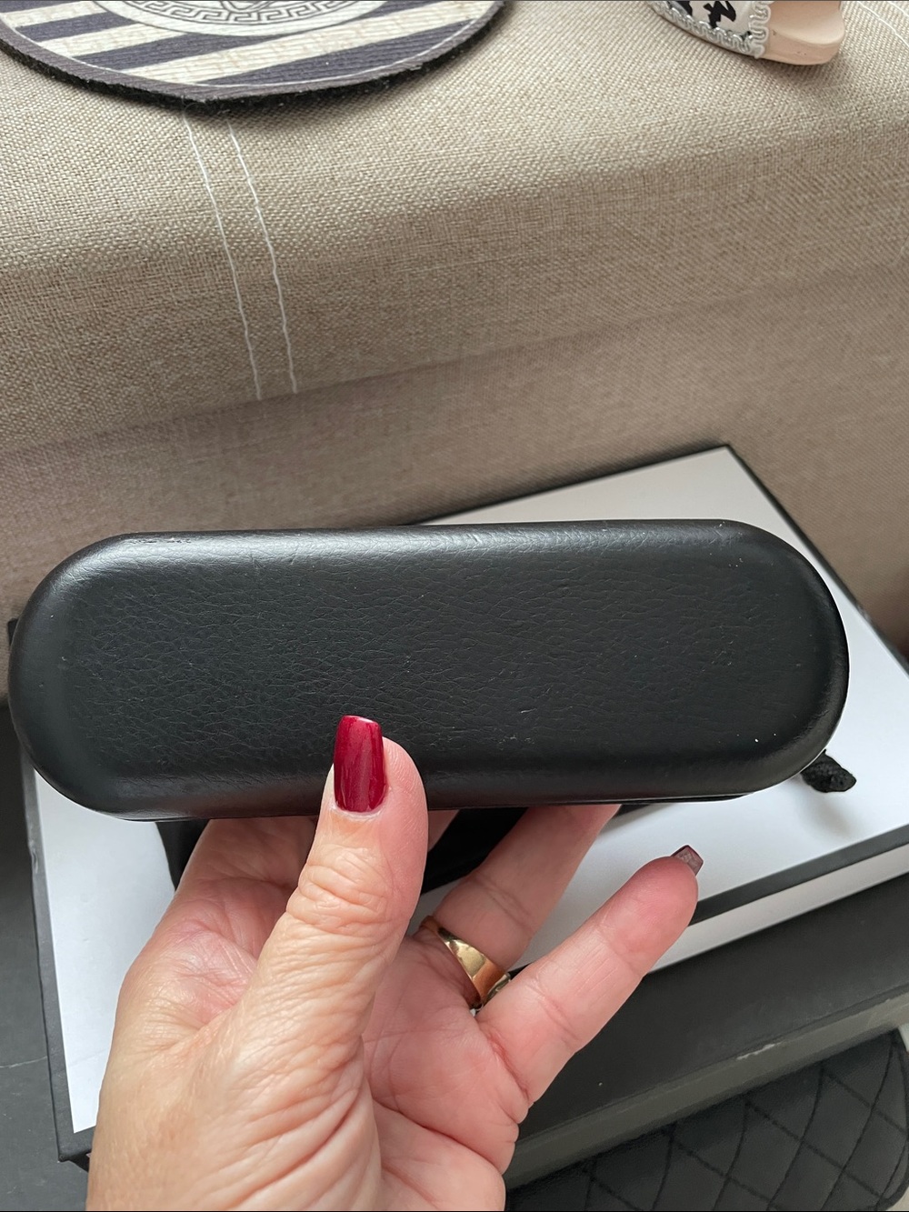 ✨Oakley Black Hard Sunglass / Glass Case with Black Microbag✨Preloved - Picture 5 of 6